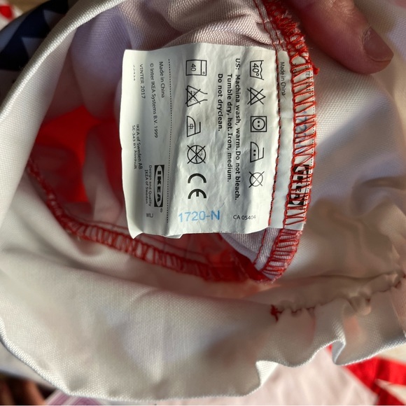 Kid’s Ikea Christmas Apron and Hat - Picture 5 of 5